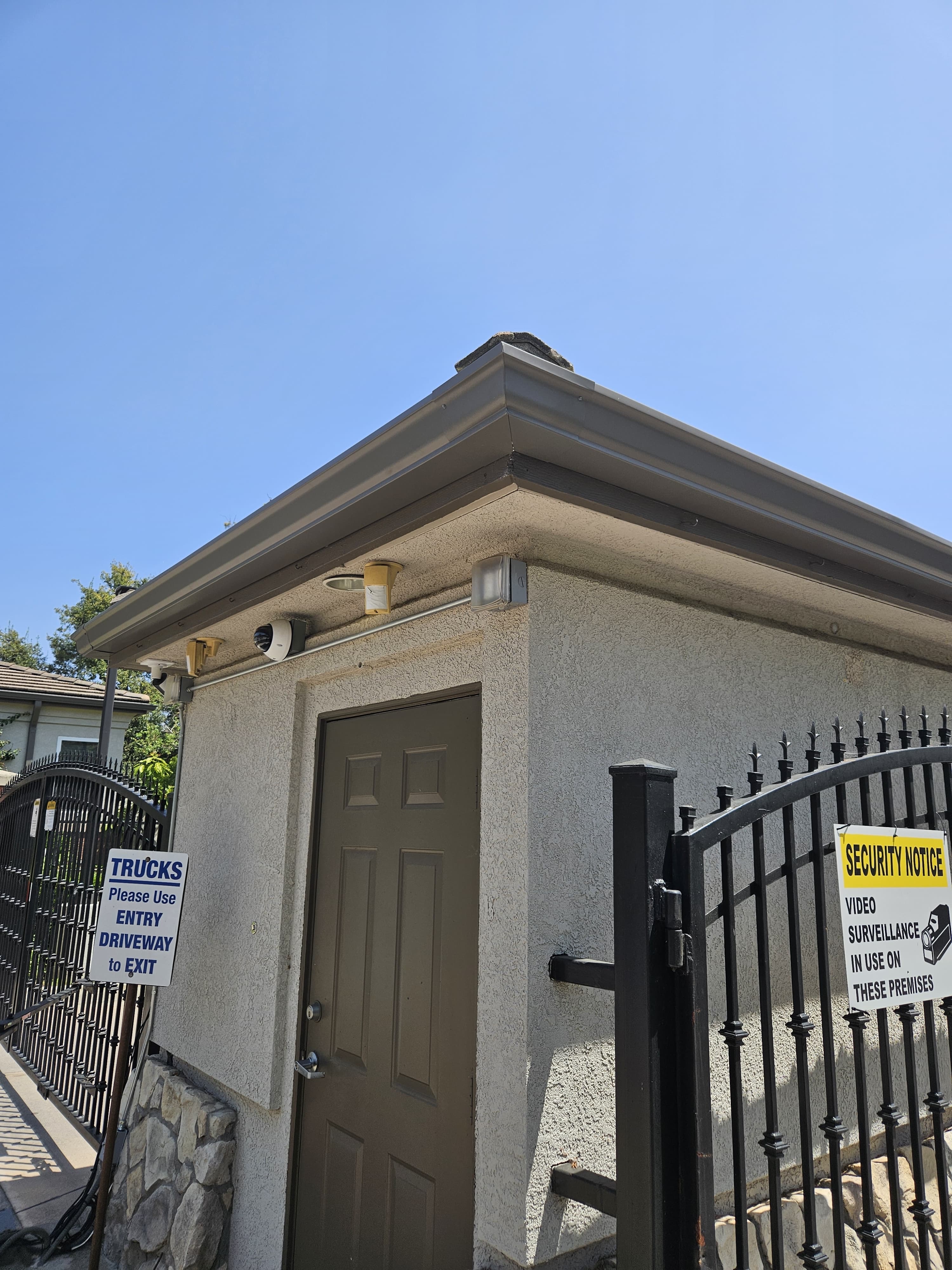 Rain gutter installation project