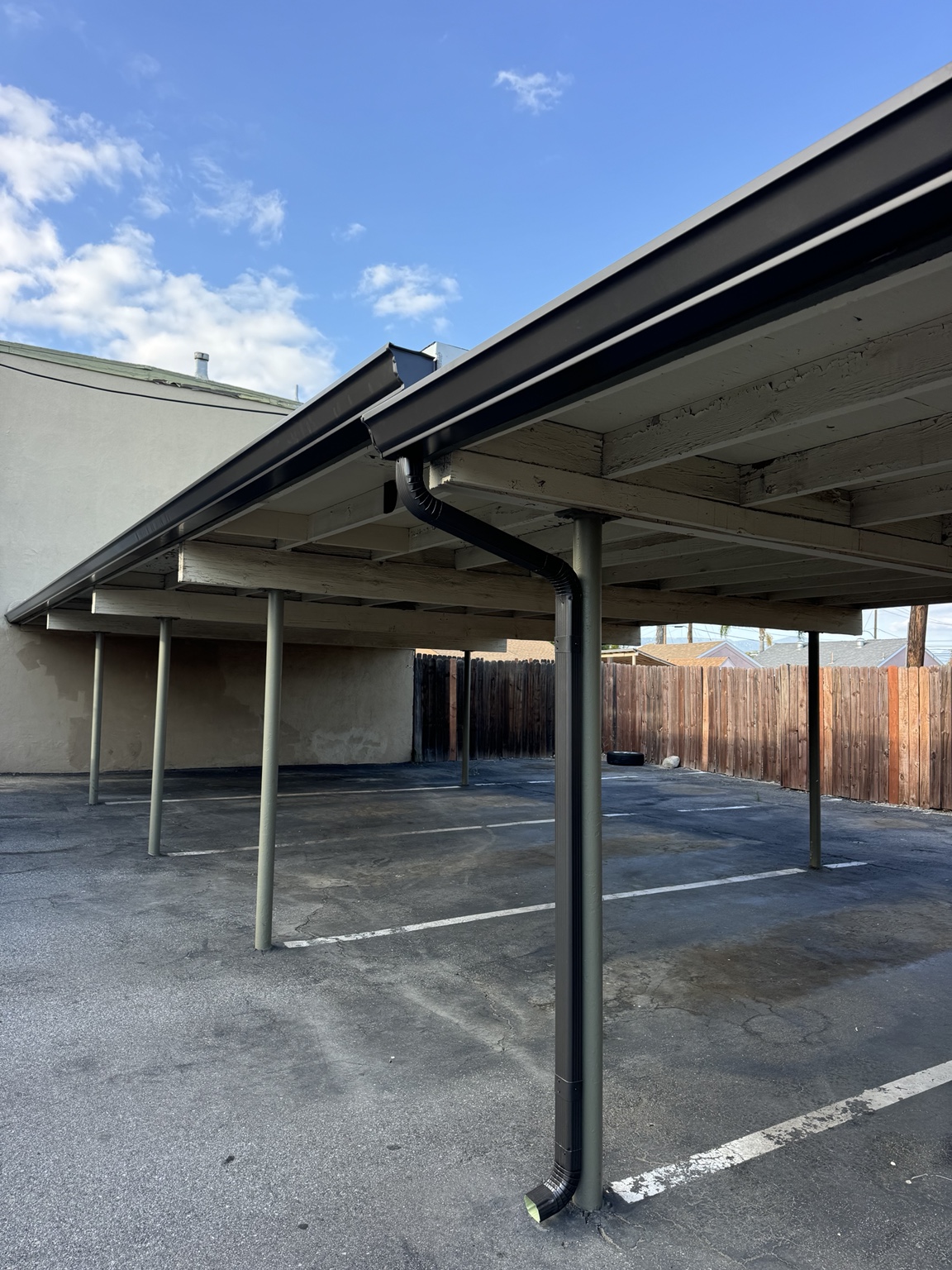 Rain gutter installation project